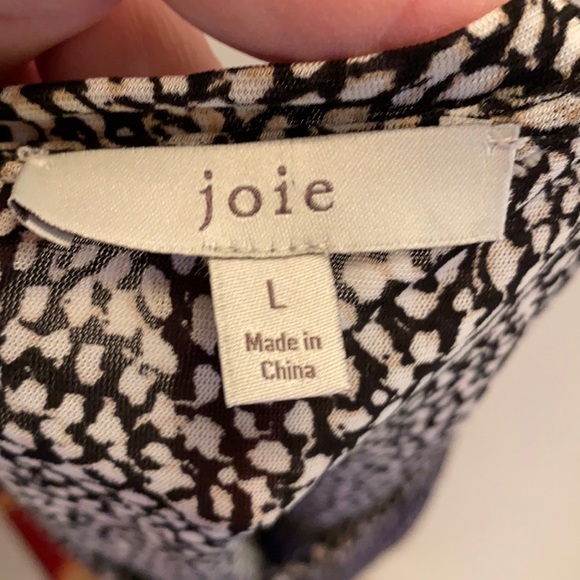 Joie Alessandra viscose top in multicolor Caviar beige tan print L - Picture 3 of 10